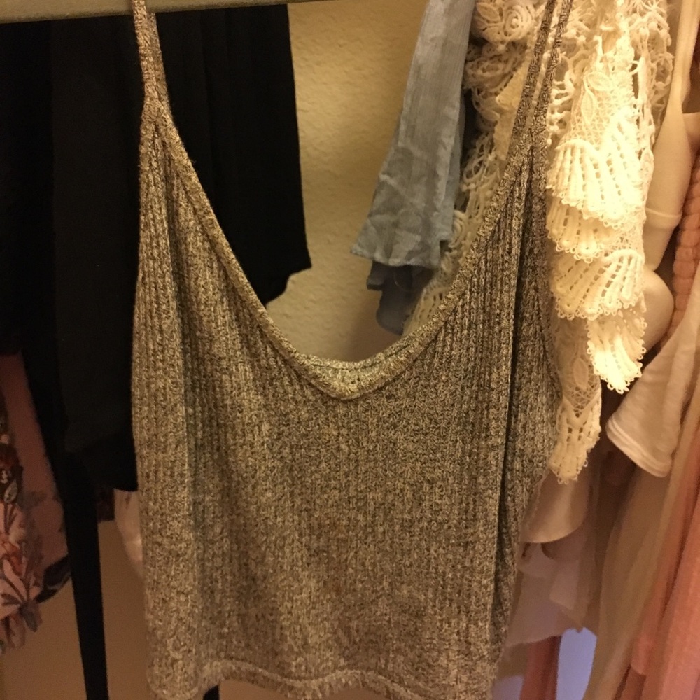brandy melville crop top